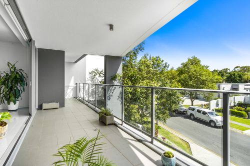 103/15 Compass Drive Biggera Waters - Offers over $499,000 (SOLD)