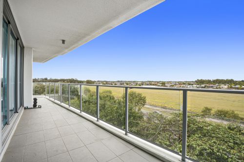 4407/25-31 East Quay Drive, Biggera Waters - Offers over $570,000 (SOLD)