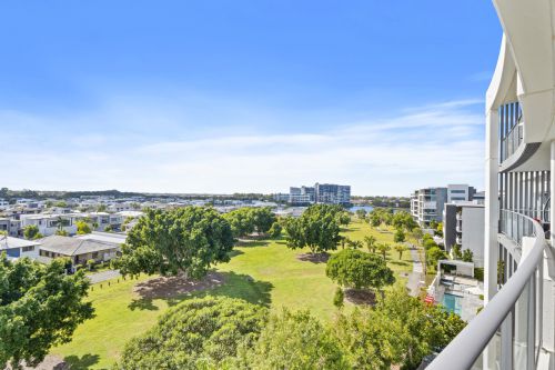 508/15 Compass Drive, Biggera Waters - Offers over $699,000 (SOLD)